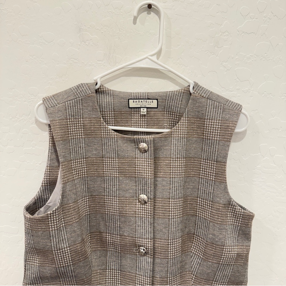 Bagatelle Collection Plaid Vest Womens Medium Brown Tan Capsule Preppy - Picture 2 of 6